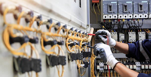 Professional Electrician technician working in Brandenburg, KY